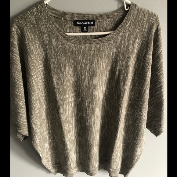 Dkny Tops - Women’s DKNY Jeans brand top.